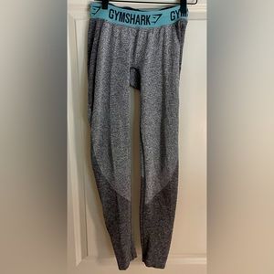 GYMSHARK grey leggings with blue waistband, size small